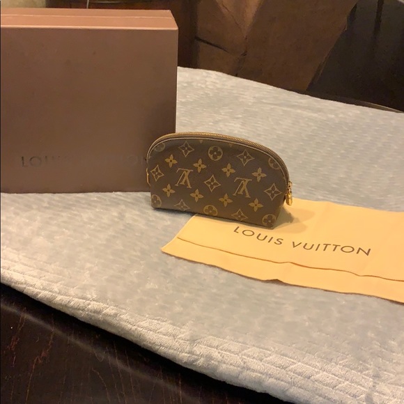 Louis Vuitton cosmetics pouch GM - Picture 5 of 5